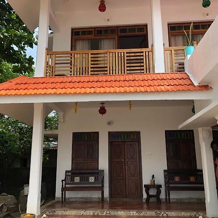 Lemon Dew Beach House, Alleppey Beach Alappuzha Luaran gambar